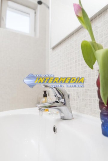 apartament-3-camere-de-inchiriat-centru-8